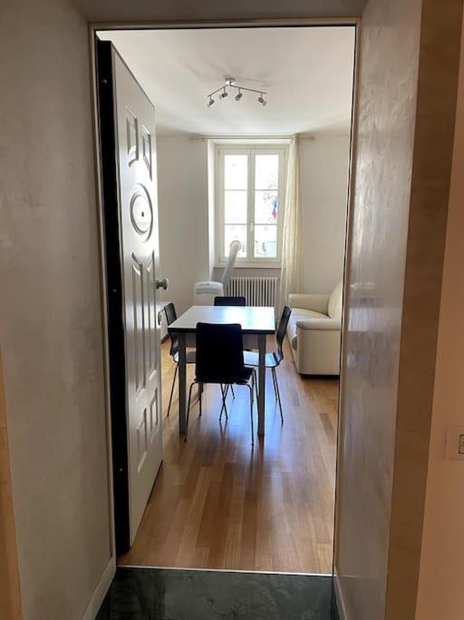 Apartamento Via Milano Trieste Exterior foto